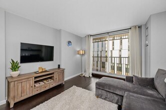 8-12 Museum Way in Cambridge, MA - Building Photo - Building Photo