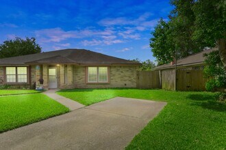 3110 Oak Rock in Spring, TX - Building Photo - Building Photo