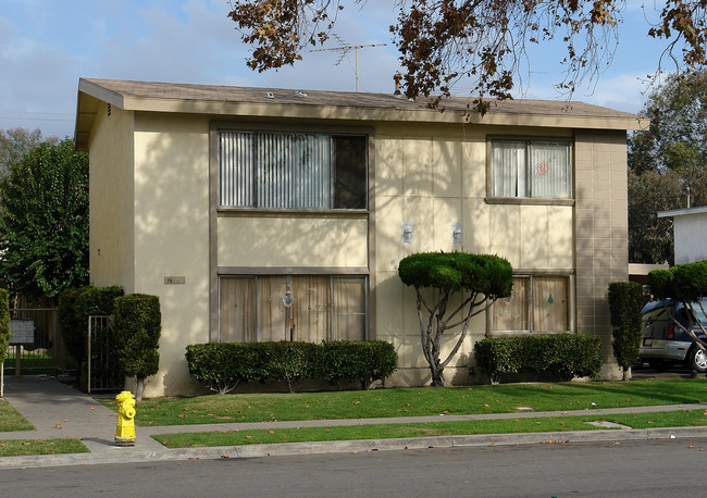 10851-10861 Palma Vista Ave in Garden Grove, CA - Building Photo - Building Photo