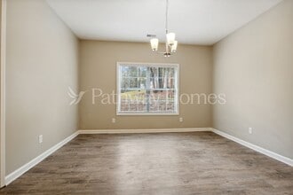 7407 Woodruff Way in Stone Mountain, GA - Building Photo - Building Photo