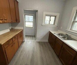 13908 Glenside Rd in Cleveland, OH - Building Photo - Building Photo