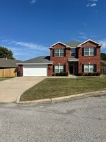 1908 Red Bud Ct in Ardmore, OK - Building Photo