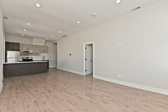 1925 S May St, Unit 3F in Chicago, IL - Building Photo - Building Photo