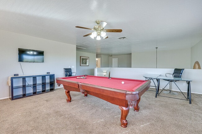 property at 2907 W Carson Rd