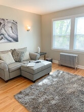 1921 Grove Ave in Berwyn, IL - Building Photo - Building Photo