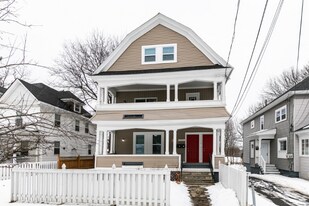 1205 Madison St in Syracuse, NY - Building Photo
