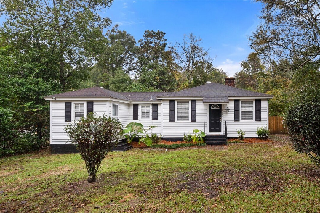 117 Border Dr W in Mobile, AL - Building Photo