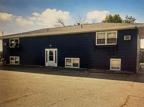 1400 7th Ave SW in Cedar Rapids, IA - Foto de edificio - Building Photo