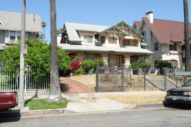 957-961 Arapahoe St in Los Angeles, CA - Building Photo - Building Photo