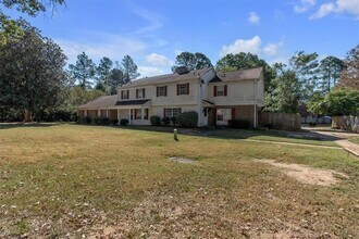 2613 Stratford Ln in Morrow, GA - Foto de edificio - Building Photo