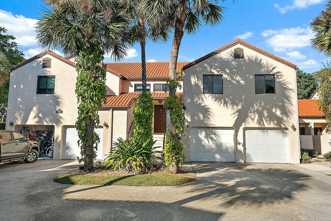 13 Vía De Casas Sur in Boynton Beach, FL - Building Photo - Building Photo