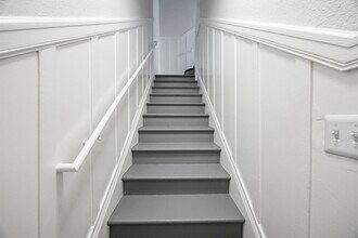 685 37th St in Oakland, CA - Building Photo - Building Photo