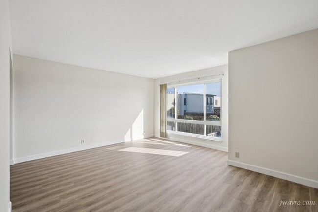 3225 Vicente St in San Francisco, CA - Building Photo - Building Photo