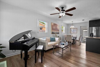 727 Bunker Rd in West Palm Beach, FL - Building Photo - Building Photo