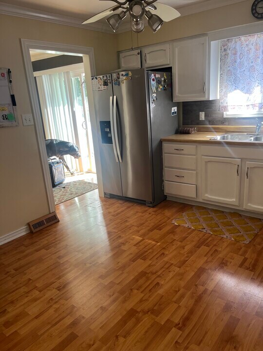 6331 Broughton Ave in Portage, IN - Building Photo