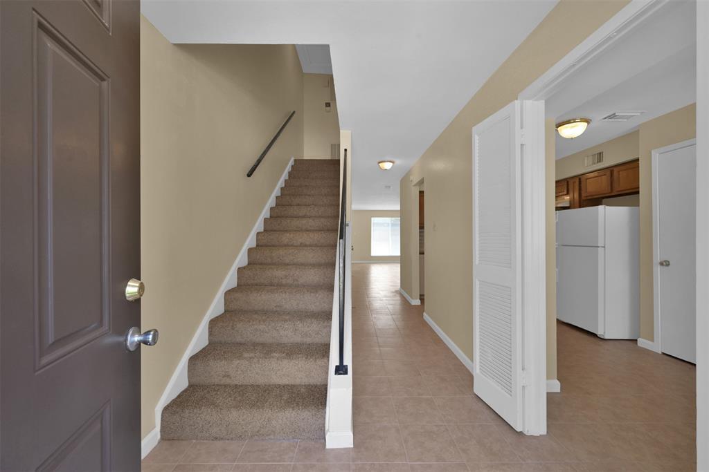 15618 Weldon Dr in Houston, TX - Foto de edificio