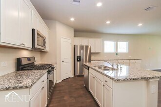 6420 Banana Bay Ct in Conroe, TX - Foto de edificio - Building Photo