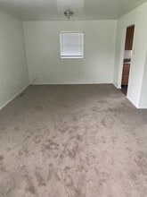 3504-3506-3506 Springhill Rd in Columbia, MO - Foto de edificio - Building Photo