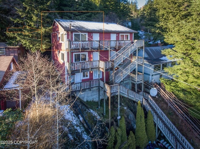 property at 659 Grant St