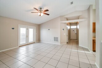 4359 Hanging Moss Dr in Orange Park, FL - Building Photo - Building Photo