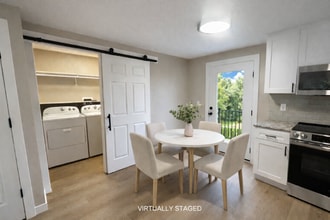 4403 S Donald Ct, Unit 4409 in Spokane, WA - Foto de edificio - Building Photo