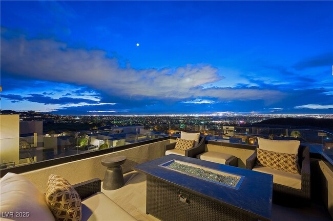 1229 Starview Peak Ct