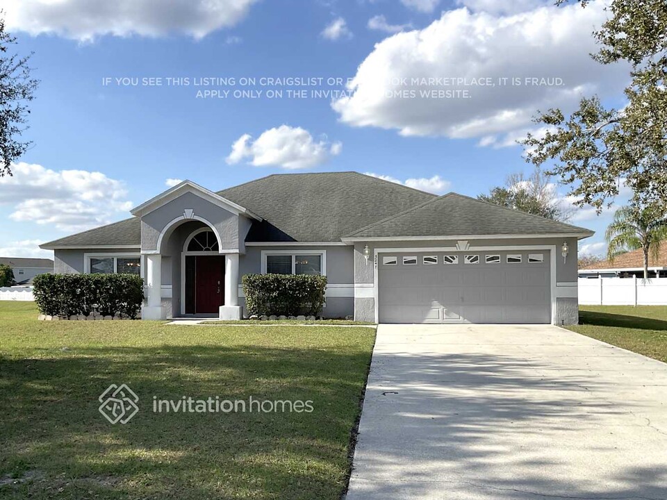 3247 Murray Hill Loop in Kissimmee, FL - Building Photo