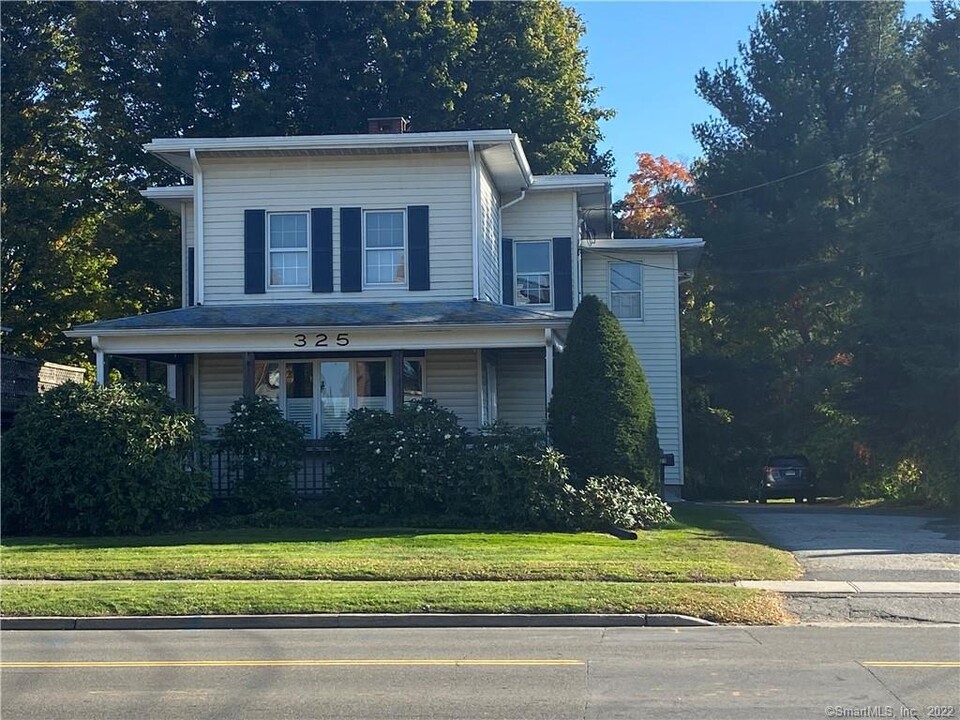 325 W Main St-Unit -2 in Milford, CT - Building Photo