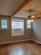 32 Highland Dr NE in Atlanta, GA - Foto de edificio - Building Photo