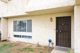 944 S Valencia in Mesa, AZ - Building Photo - Building Photo