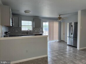 4 Bellinger Ct in Reisterstown, MD - Foto de edificio - Building Photo