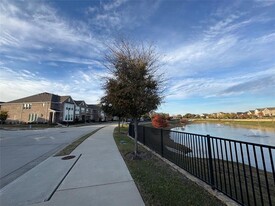 438 Matthew Dr in Fairview, TX - Foto de edificio - Building Photo