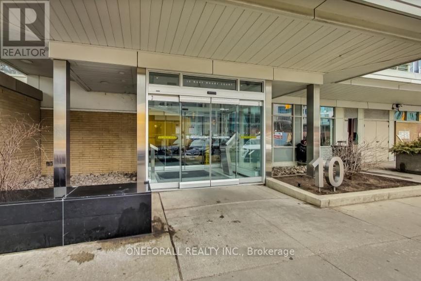 10 Navy Wharf Ct in Toronto, ON - Building Photo