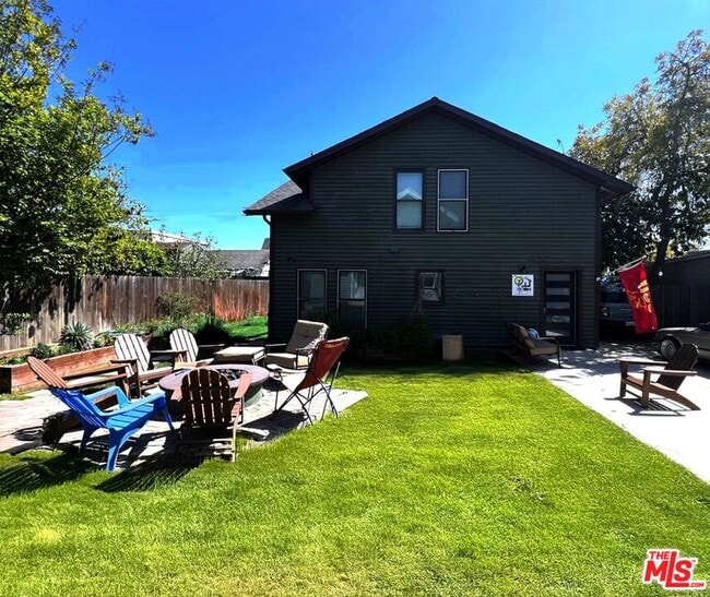 property at 1460 W 28th St