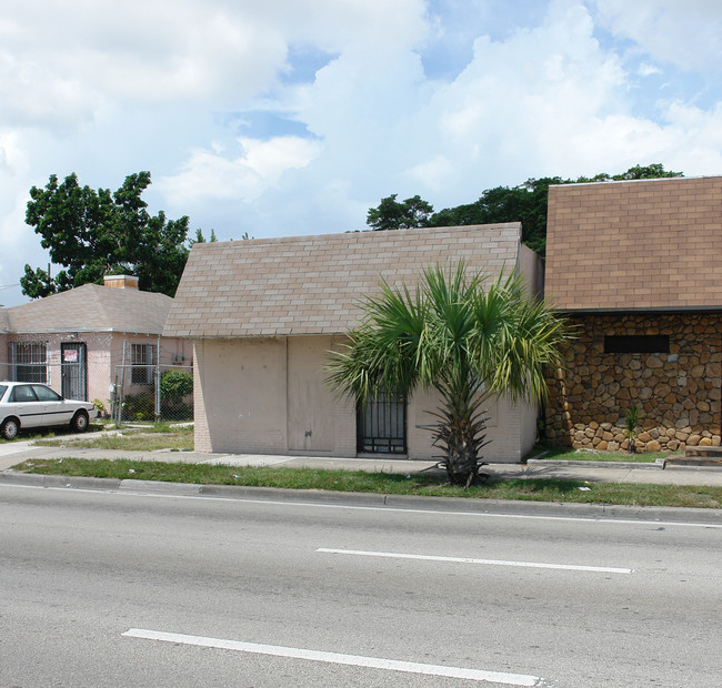 10124 NW 7th Ave in Miami, FL - Building Photo - Building Photo