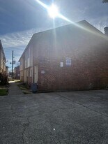 1655 Port Dr in Baton Rouge, LA - Building Photo