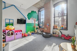 The Cliffs Lofts in Jersey City, NJ - Building Photo - Building Photo