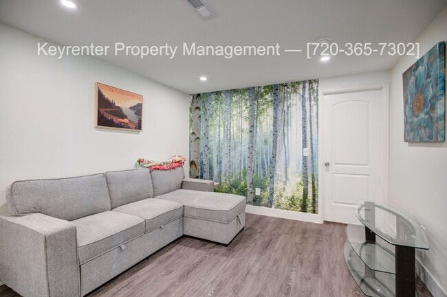 property at 1115 Hancock Dr