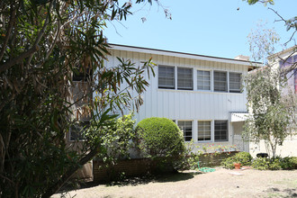 1829 Westholme Ave in Los Angeles, CA - Foto de edificio - Building Photo