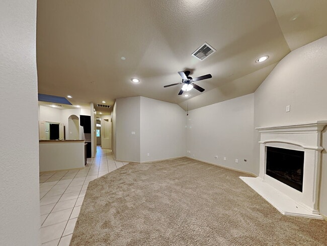 18935 Deer Trace Dr in Crosby, TX - Building Photo - Building Photo