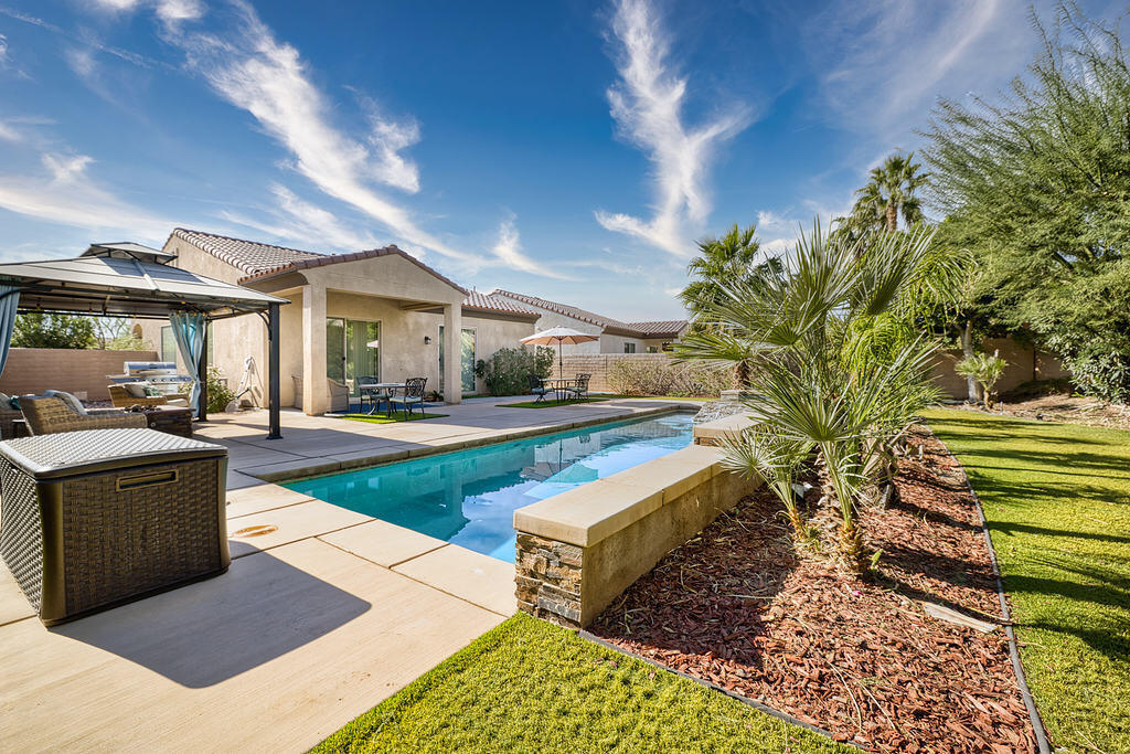 39205 Calle Popoca in Indio, CA - Building Photo