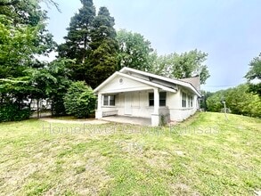 700 S Hawthorne Ave in Independence, MO - Building Photo - Building Photo