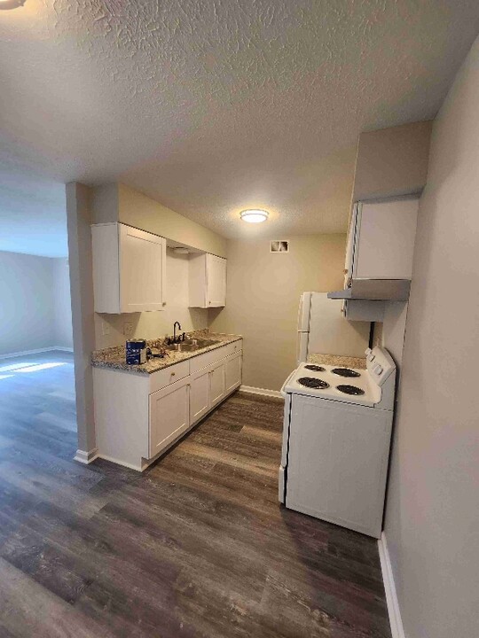 1714 Autumn Dr in Boonville, IN - Building Photo
