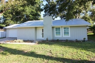 4202 Sunny View Dr in Lakeland, FL - Building Photo