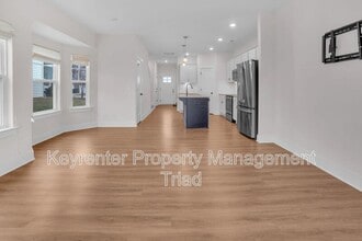 4926 Cannon Crossing Wy in Greensboro, NC - Building Photo - Building Photo