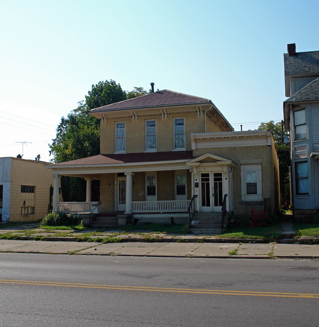 709 W Main St in Springfield, OH - Building Photo - Building Photo