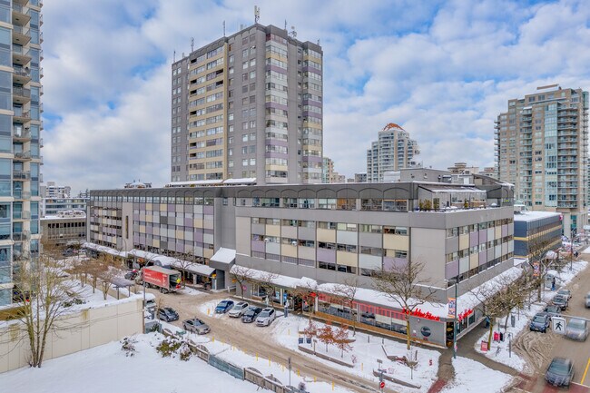 Belmondo in New Westminster, BC - Building Photo - Building Photo