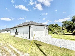 20 Coxswain Dr in Placida, FL - Building Photo - Building Photo