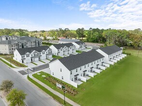 5794 Ogeechee Rd in Savannah, GA - Building Photo - Building Photo