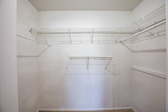 1060 Stokes St in Jacksonville, FL - Building Photo - Building Photo